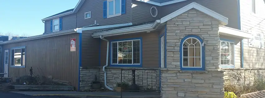 Guidos Spirits & Sandwich Co